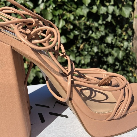 Steve Madden Nude Manzie Platform Ankle Tie Sandal Size 10 NWOT - Picture 5 of 10